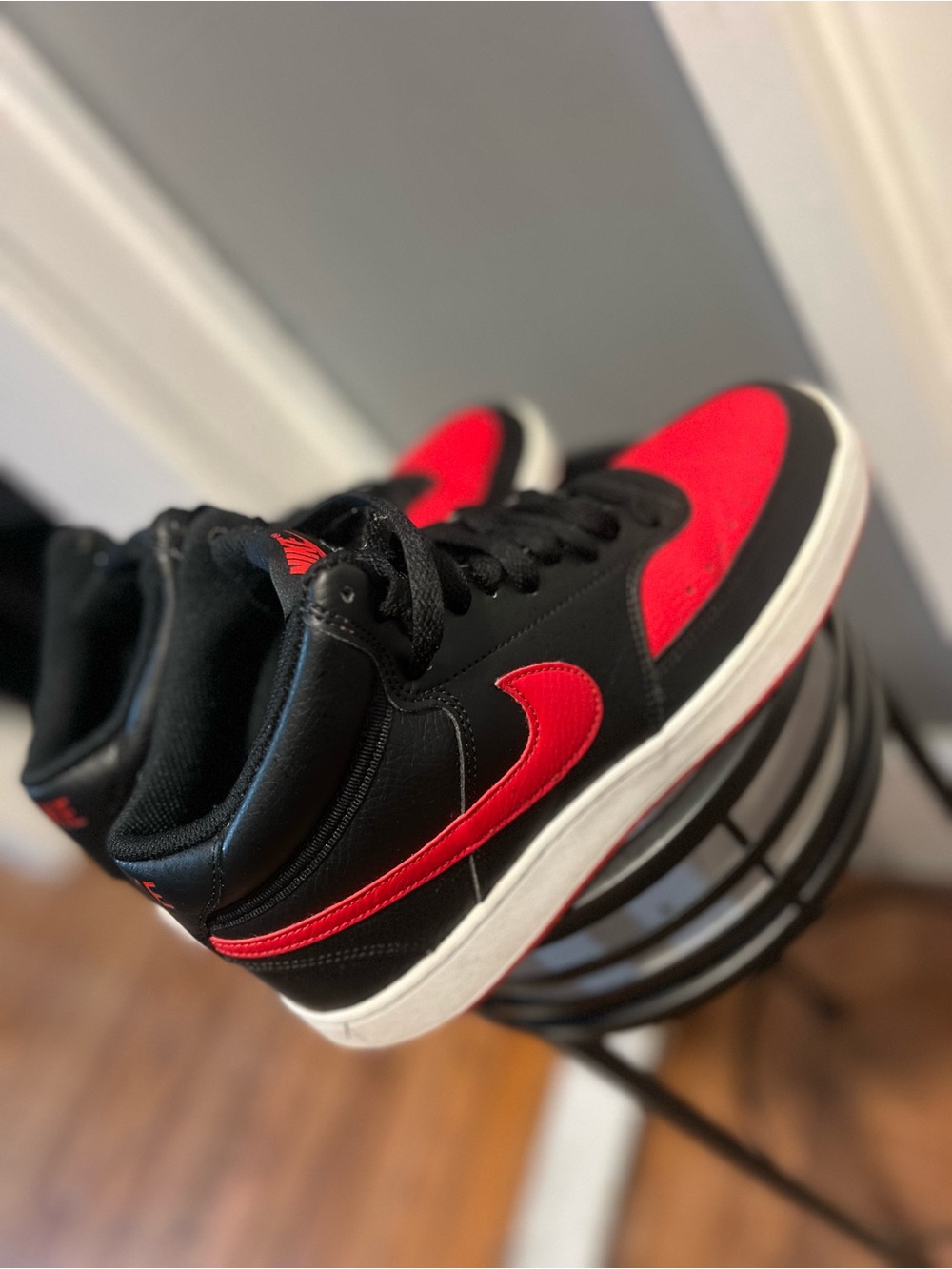 Nike Court Vision Mid Bred Red/Black Men's Size7.5 Women8.5  Sneaker - Picture 6 of 11